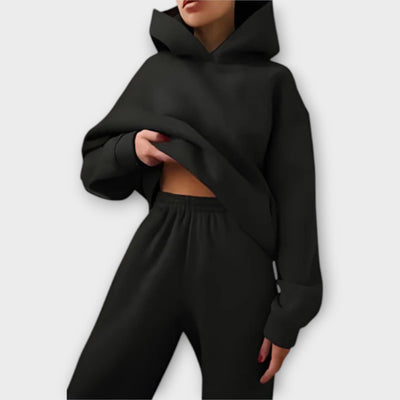 Talia - Trendy Sweatsuit