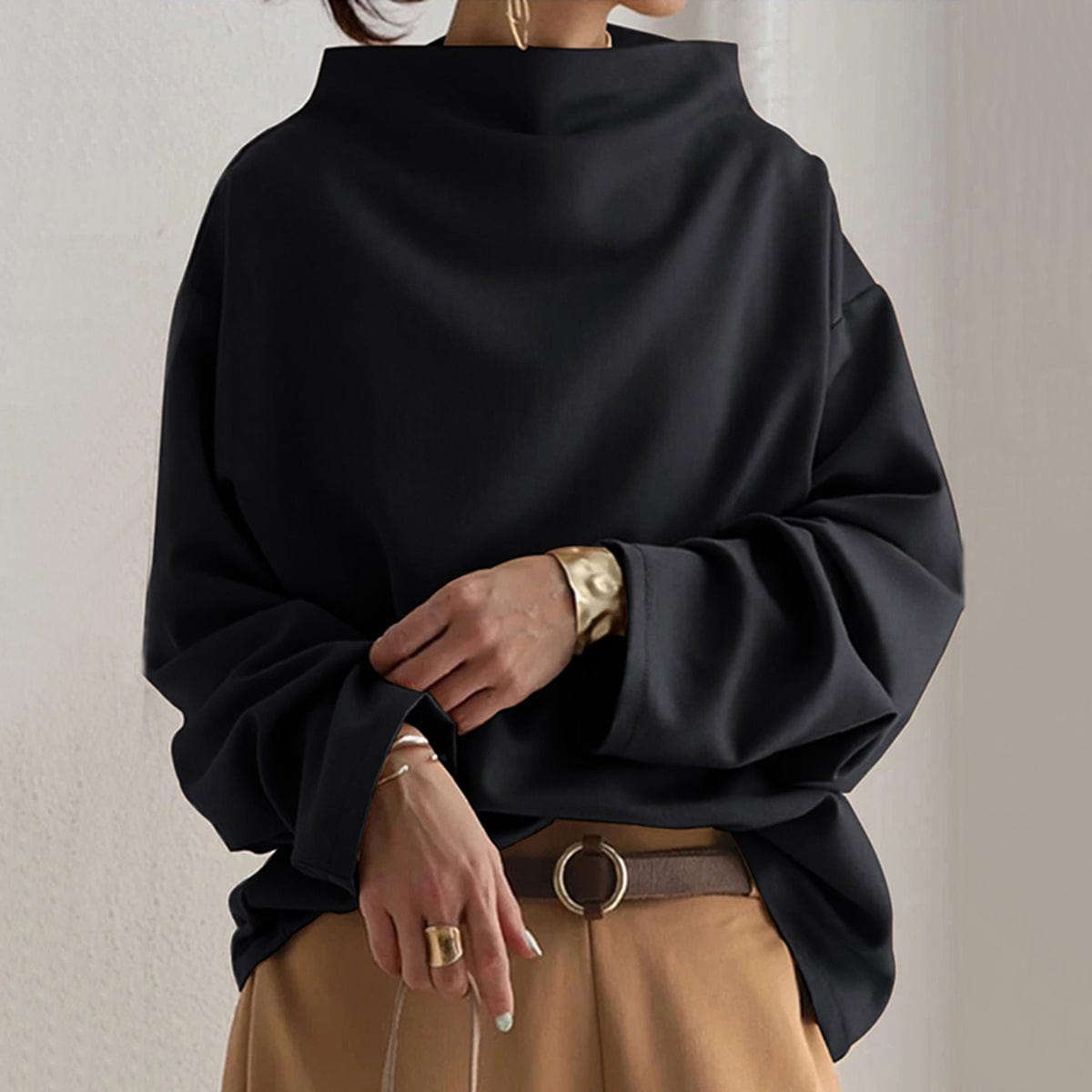 Aella - Elegant Casual Blouse
