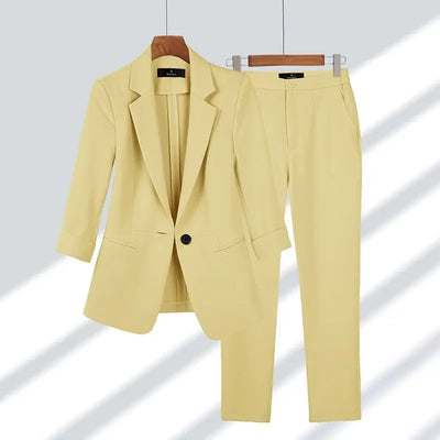 Angela – Timeless Blazer & Trousers Set for Effortless Confidence